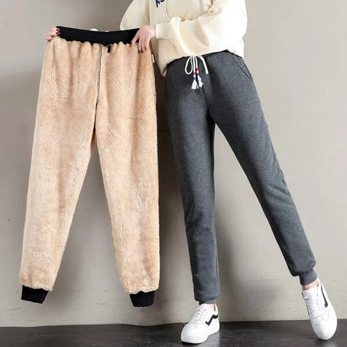 Carol Winter Sweatpants | Stylish & Comfy 1
