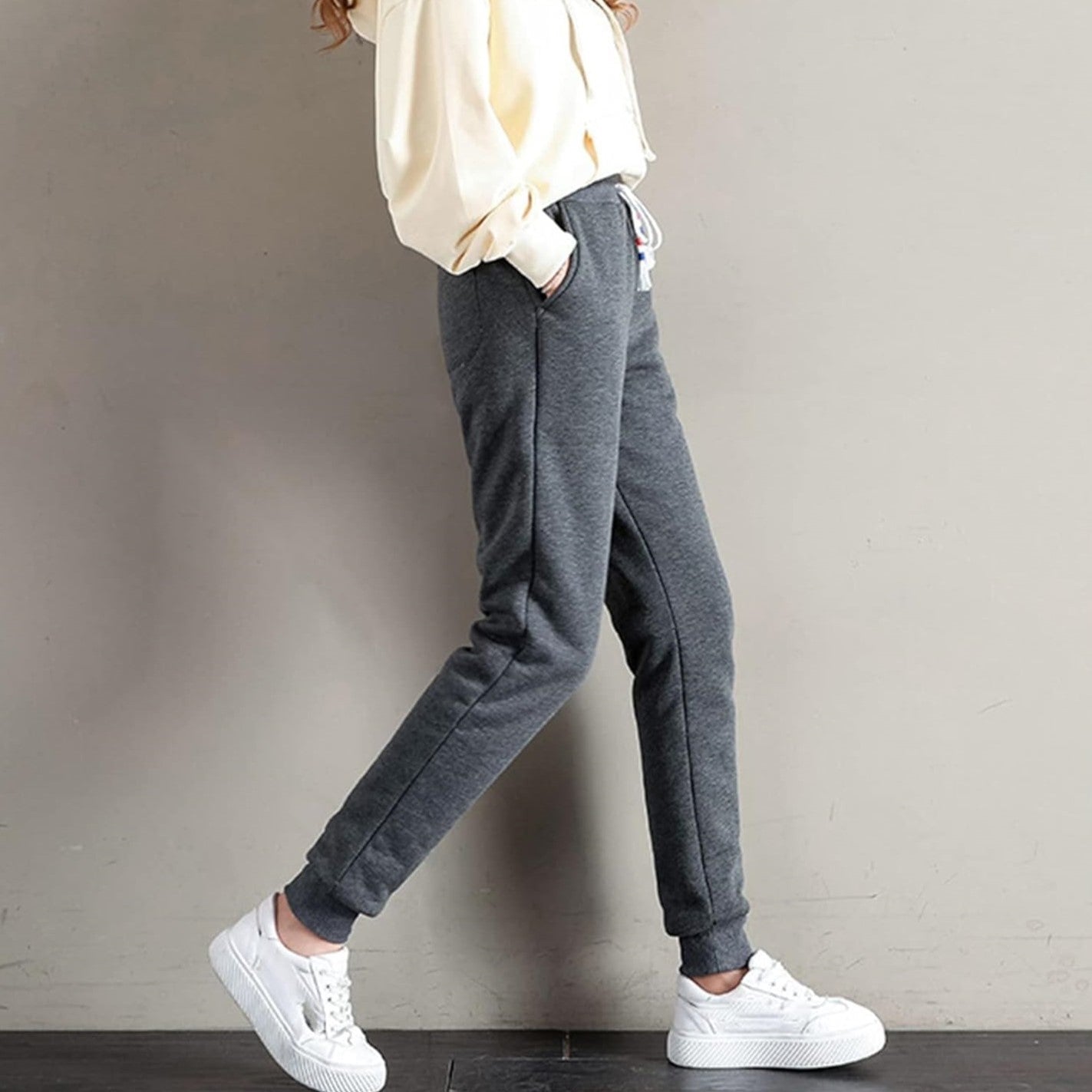 Carol Winter Sweatpants | Stylish & Comfy 2