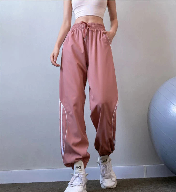 Carrie Sweatpants | Comfy & Stylish 4