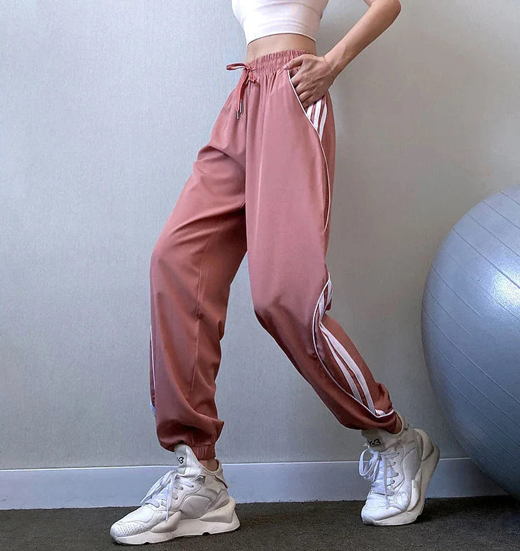 Carrie Sweatpants | Comfy & Stylish 7