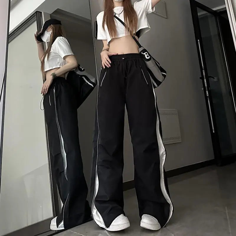 Cheska Sweatpants | Stylish & Sporty 1