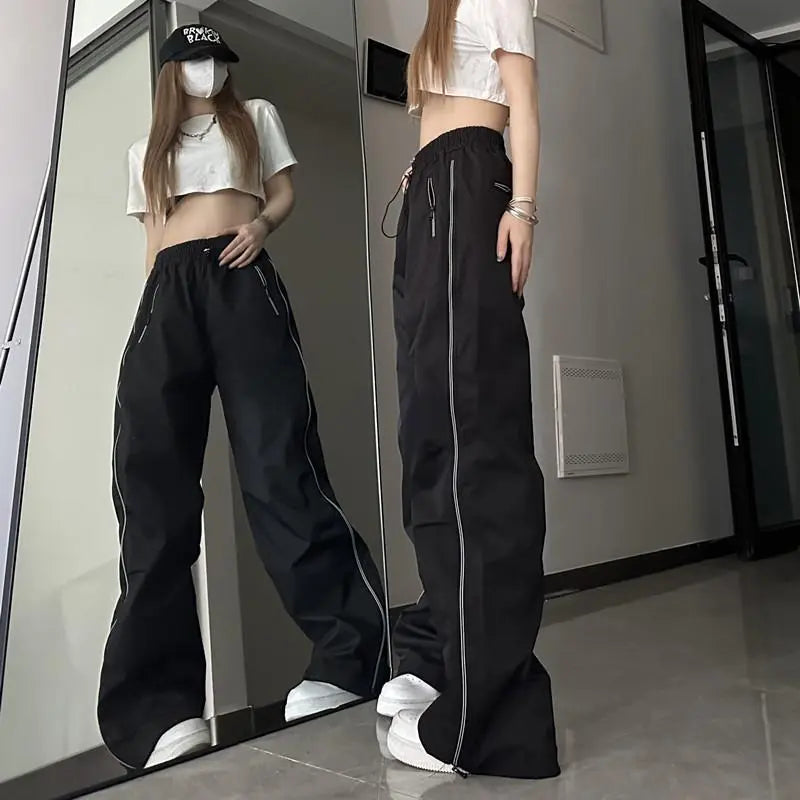 Cheska Sweatpants | Stylish & Sporty 4