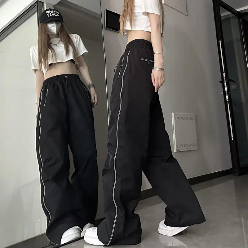 Cheska Sweatpants | Stylish & Sporty 5