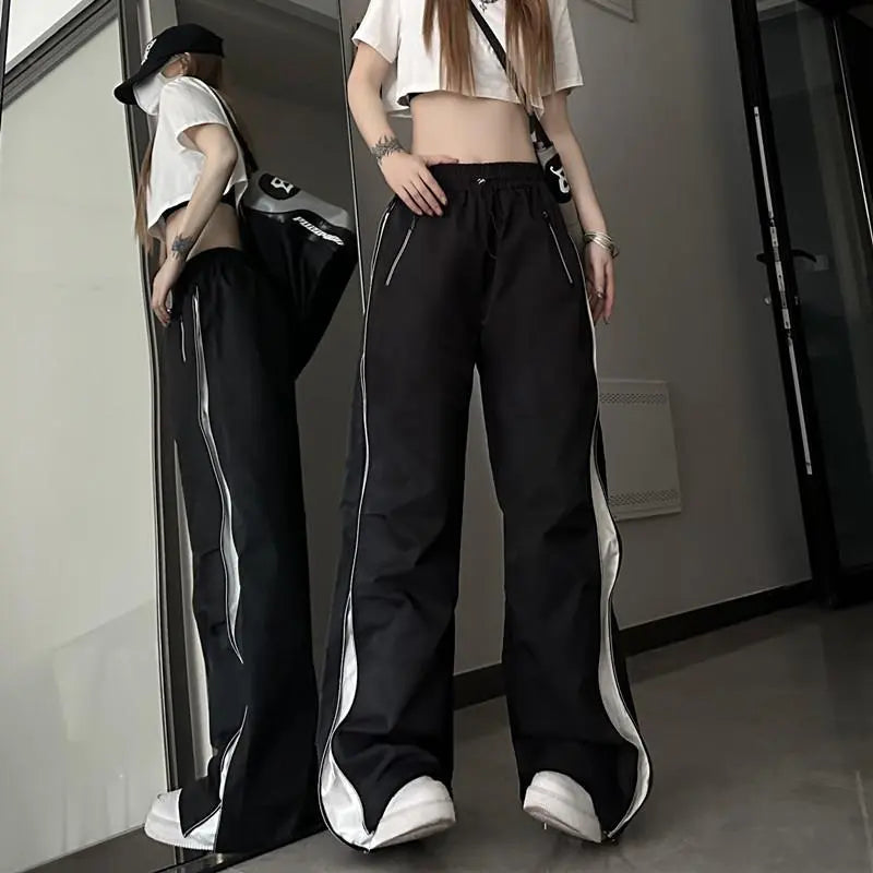 Cheska Sweatpants | Stylish & Sporty 6