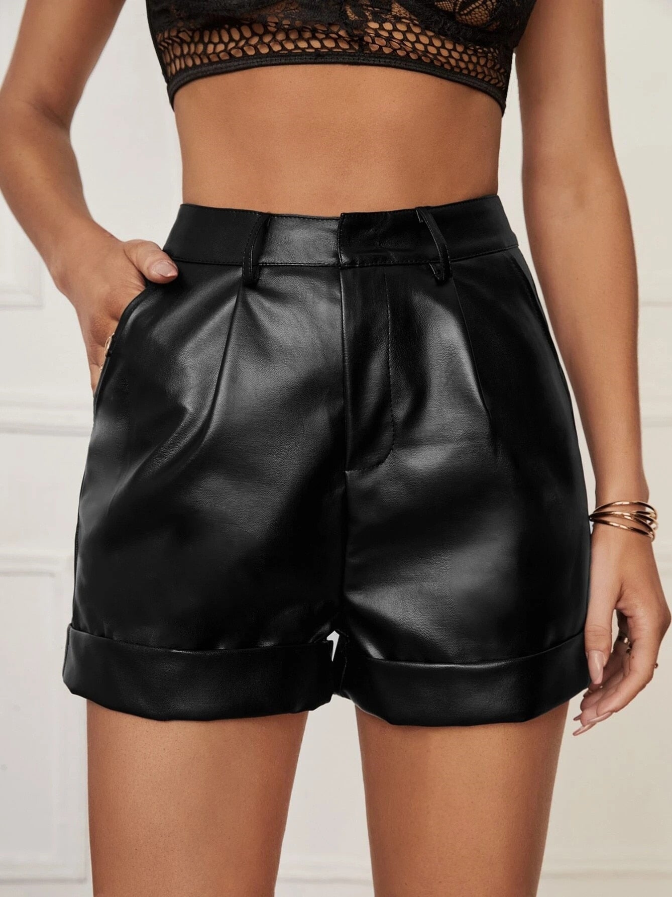 Daisy Shorts | Exciting & stylish 3