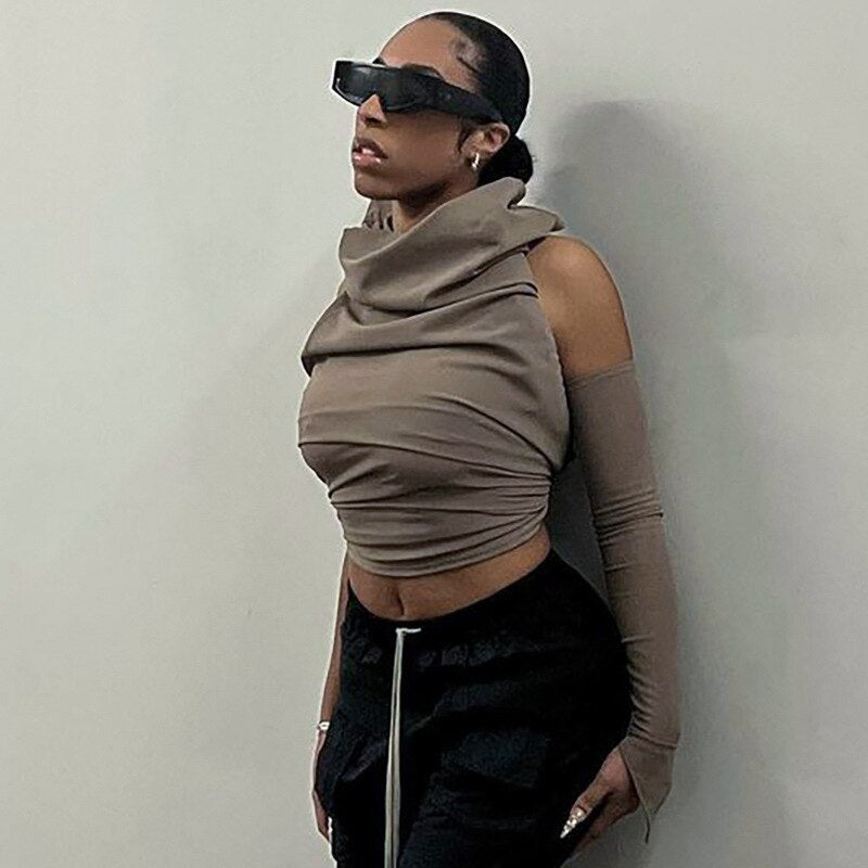 Dina Top | Fashionable, daring & sexy 1
