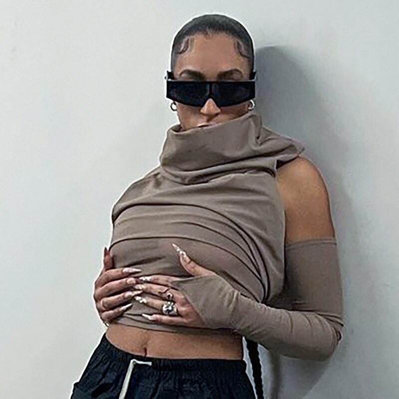 Dina Top | Fashionable, daring & sexy 3