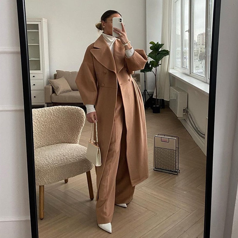 Fabienne Jas | Feminine, stylish & professional 12