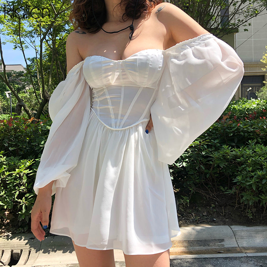 Fayza Dress | A romantic, white summer dress 1