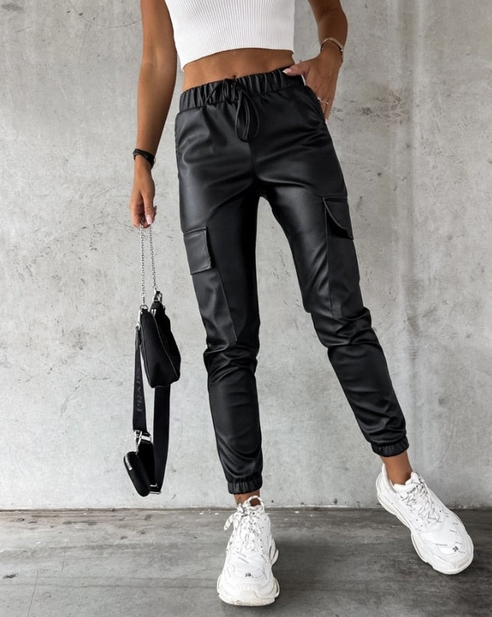Juul Leather Cargo | Comfortable & tough 1
