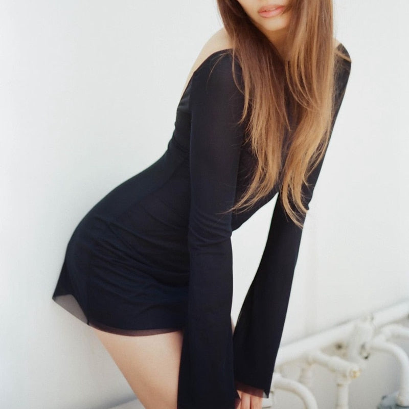 Liva Little Mesh Dress | Bold & timeless 4