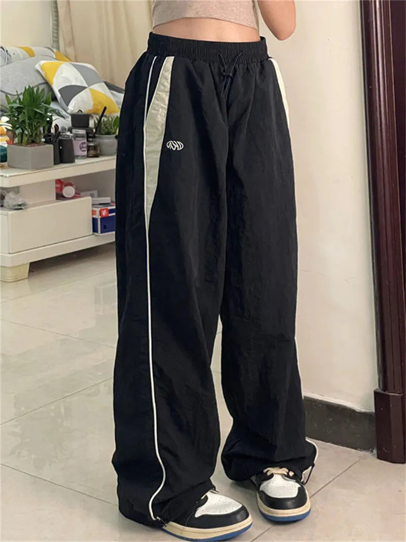 Nora Baggy Sweatpants | Comfy & Trendy 2