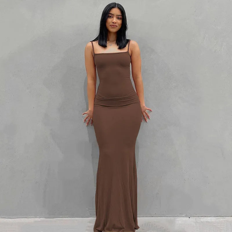 Sammy Jackson Anna Maxi Dress | Sleek & Stylish 9