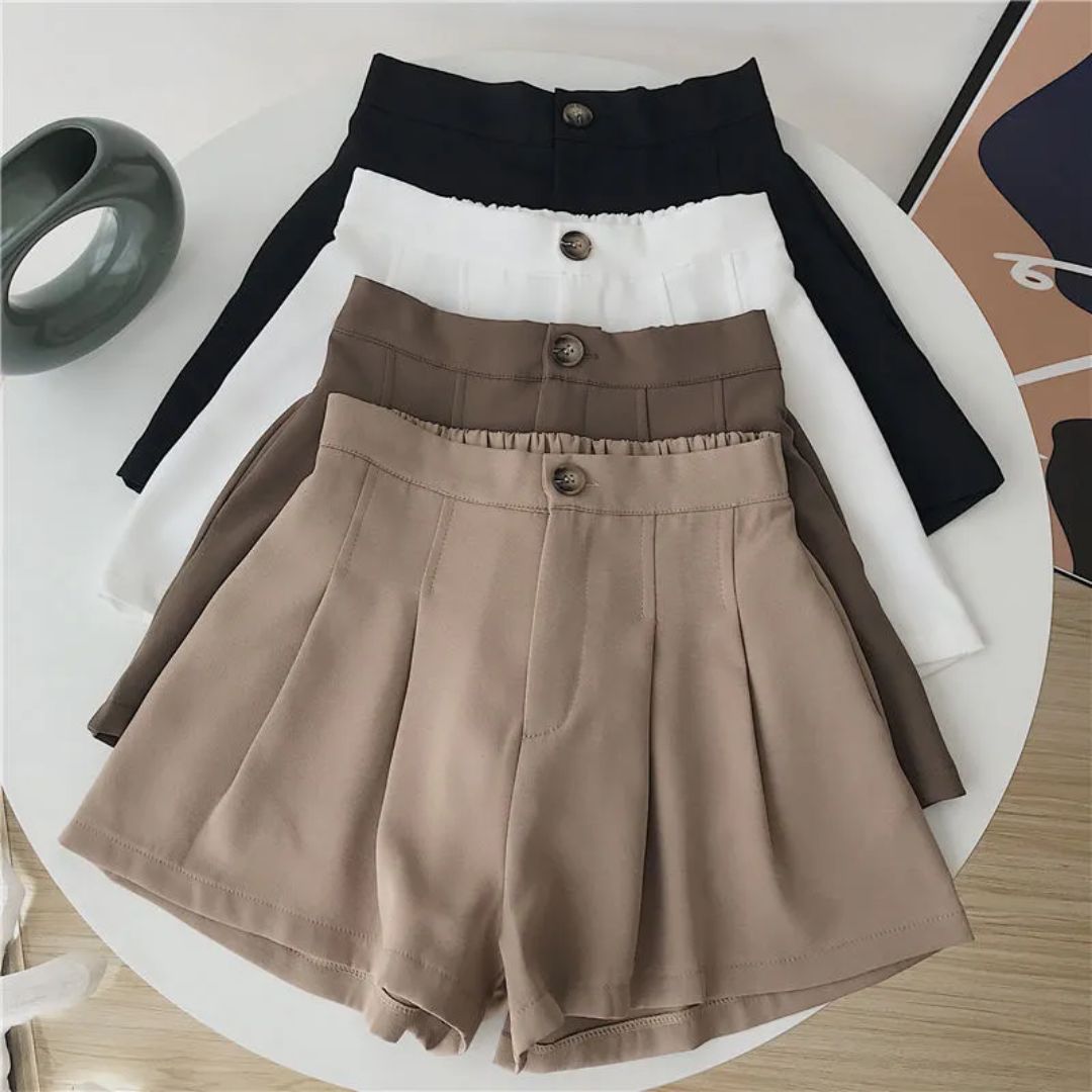 Sammy Jackson Lara Shorts | Trendy & Flattering 2