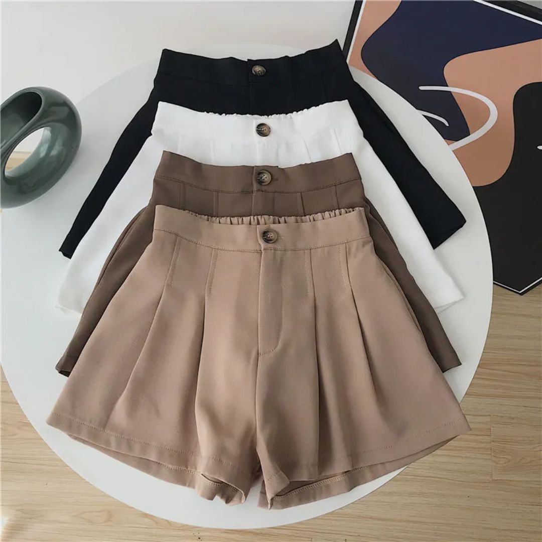 Sammy Jackson Lara Shorts | Trendy & Flattering 4