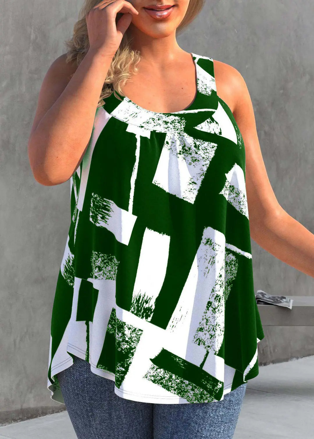 Sammy Jackson Rose Plus-Size Top | Airy & Trendy 2