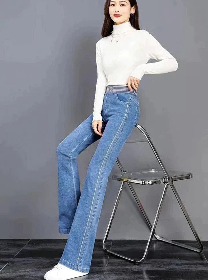 Trendy Flared Women's Jeans – Alessa 5