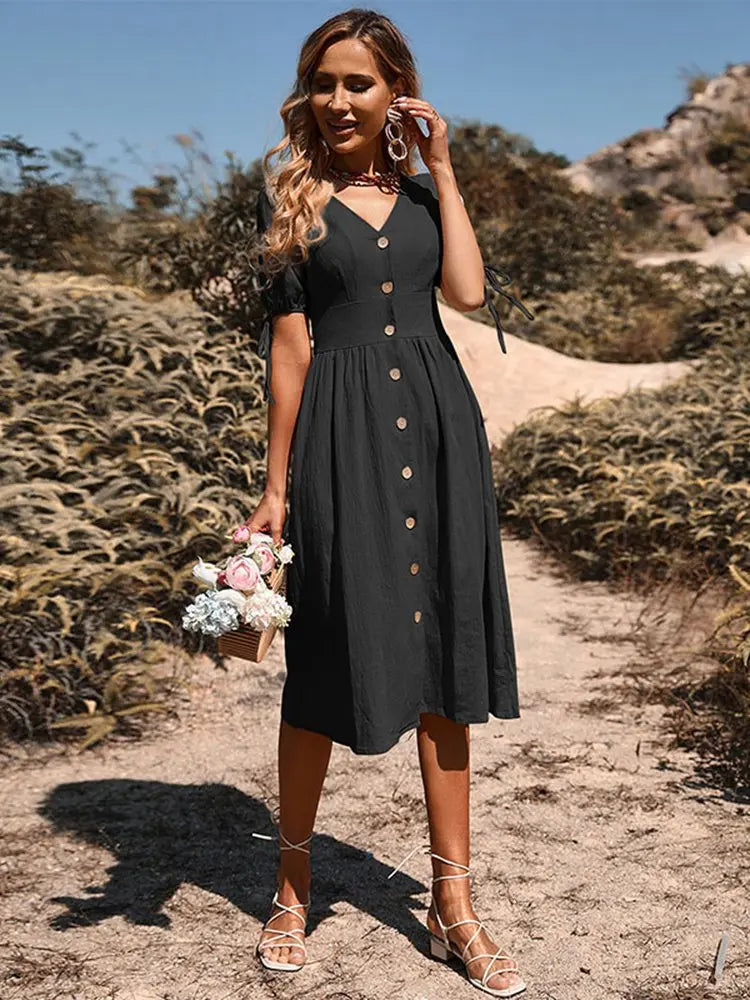 V-neck midi dress with button fastening - Maxine 3