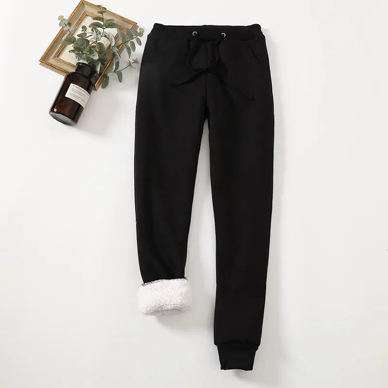 Winnie Sweatpants | Stylish & Versatile 2