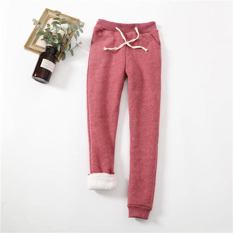 Winnie Sweatpants | Stylish & Versatile 3