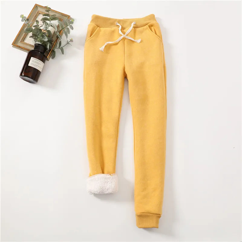 Winnie Sweatpants | Stylish & Versatile 4