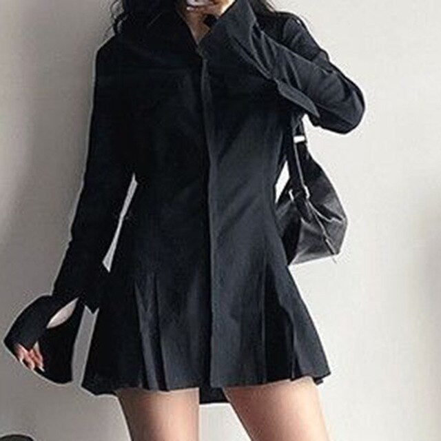Yasmin long-sleeve dress | Classic and versatile 1